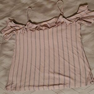 American Eagle Short Sleeve Cold Shoulder Soft & Sexy Tee Sz SM